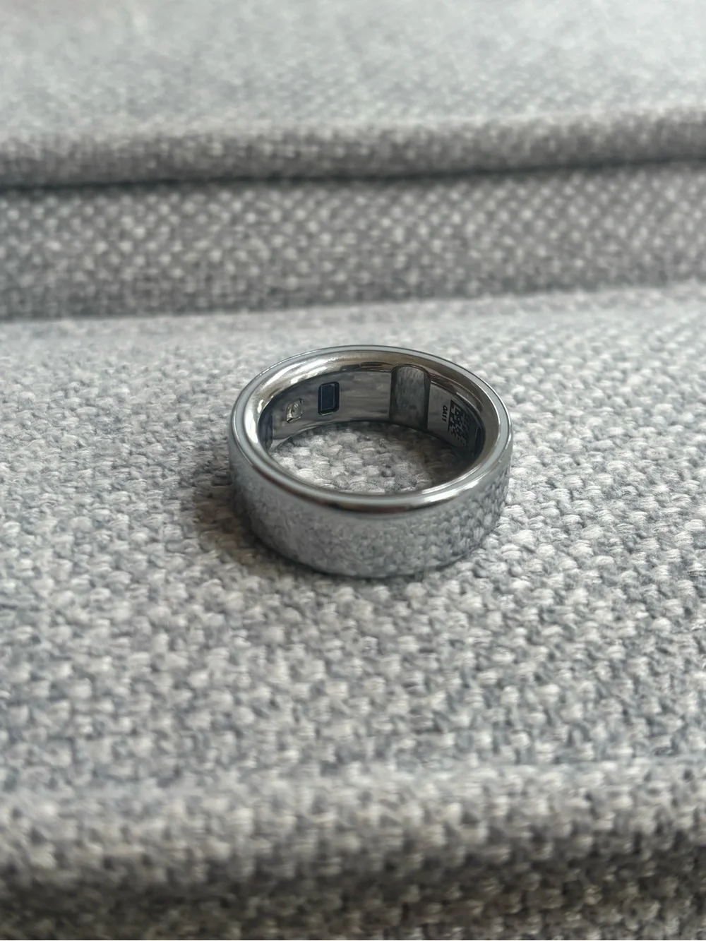 Oura sleek wearable